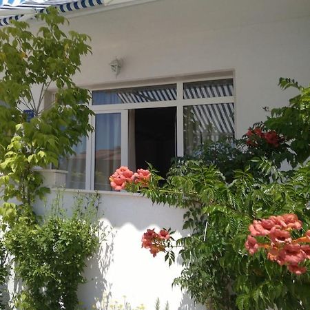 Apartmani Buba Podstrana Exterior foto