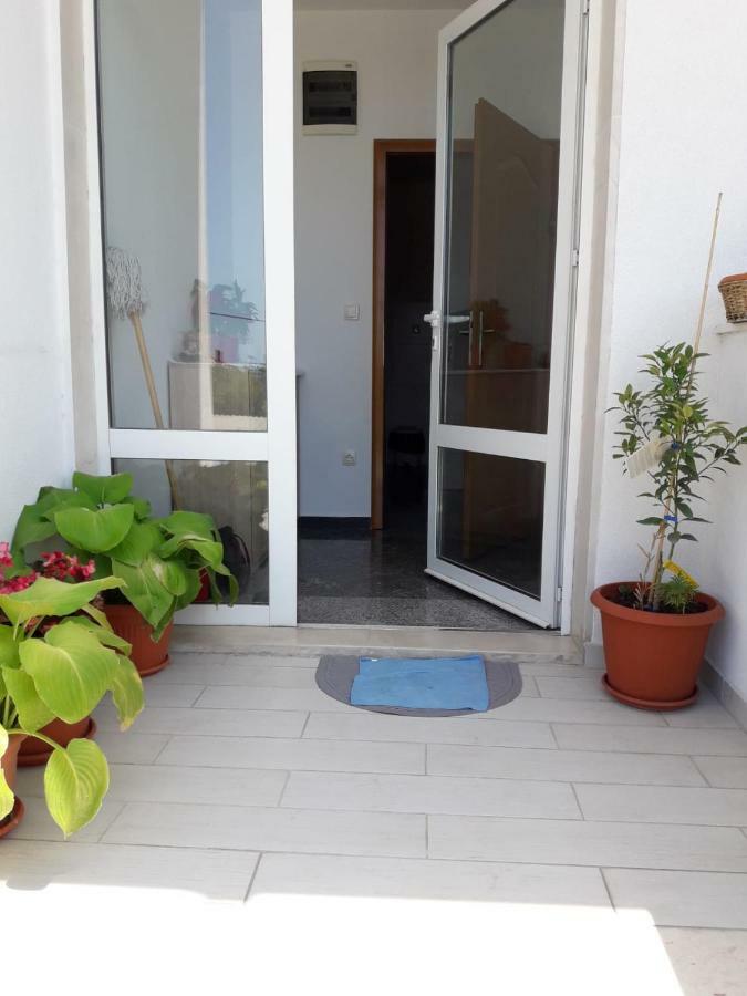 Apartmani Buba Podstrana Exterior foto